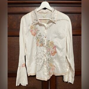 100% Silk. J. Jill Cream Floral Embroidered Blouse